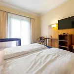 Motel Dresdner Tor Sued 3*