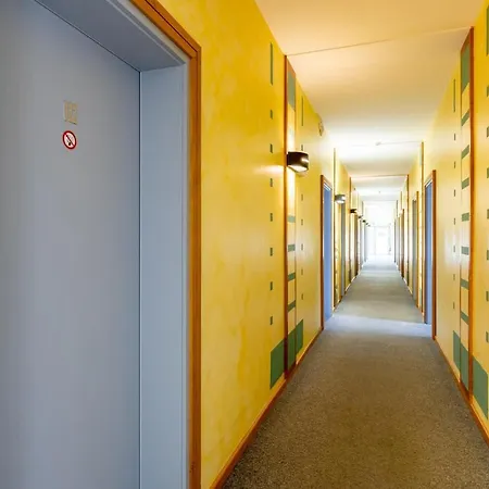 汽车旅馆 Dresdner Tor Sued 威斯德拉夫