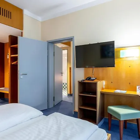 Motel Dresdner Tor Sued 3*