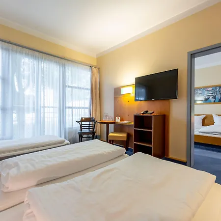 Dresdner Tor Sued 3* Wilsdruff